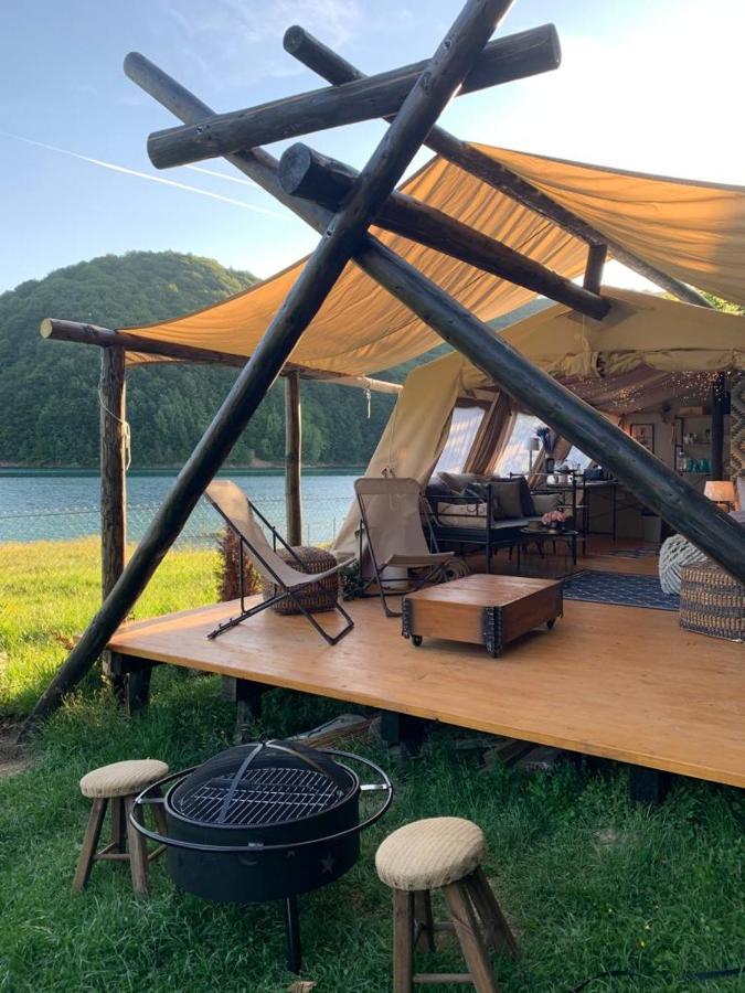 Luxury Lake House & Glamping Βίλα Teşila Εξωτερικό φωτογραφία